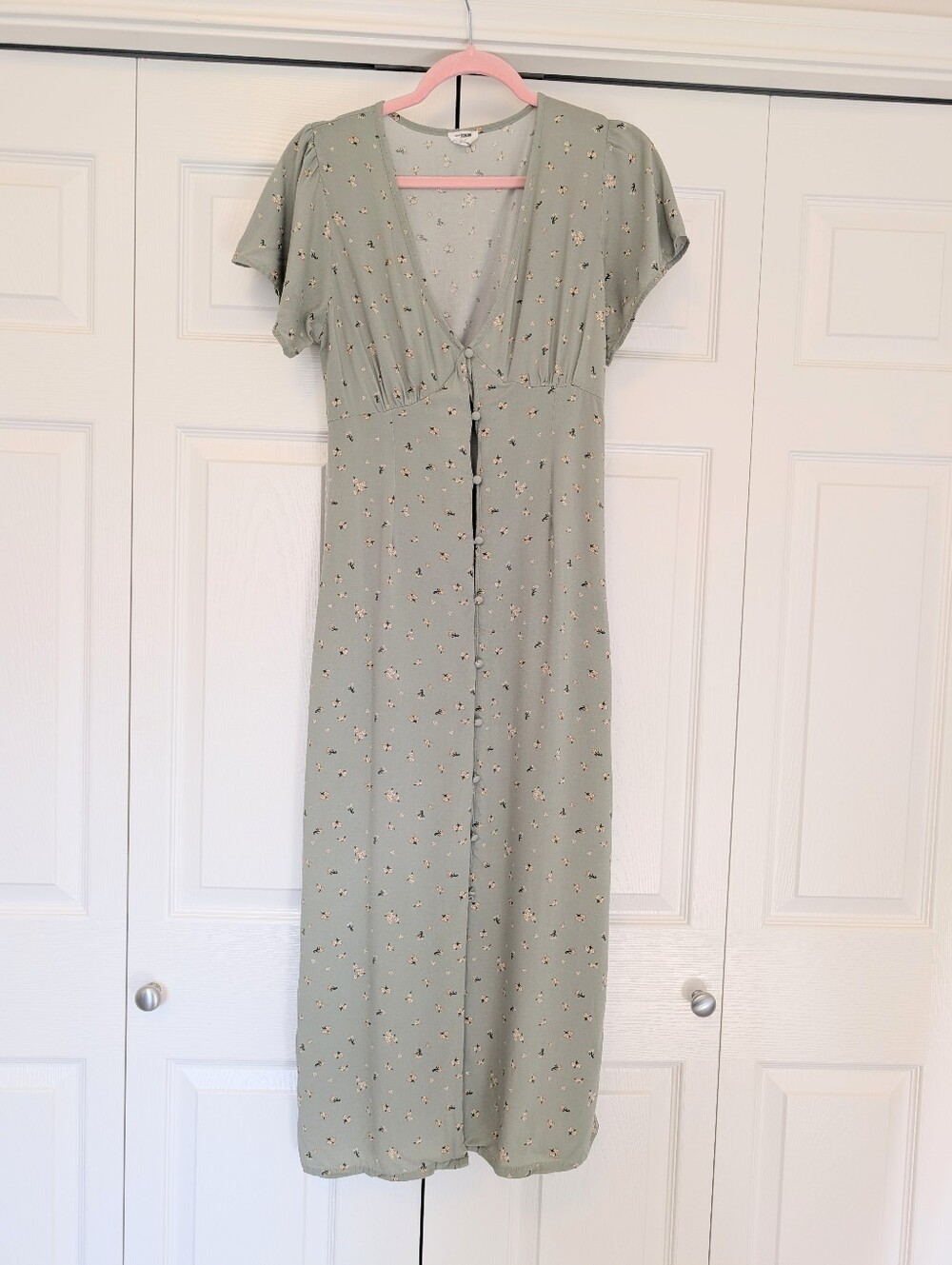Cotton:On Phoebe Button Down Maxi Dress 90s Rozalia Rose Print. Sz S